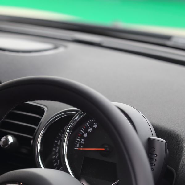 八幡西区で中古車の整備なら当店へご相談ください