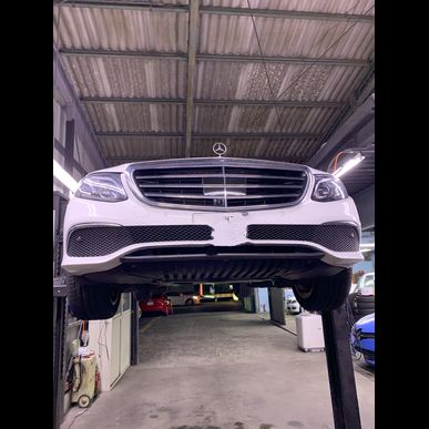 ベンツW213O2センサー交換