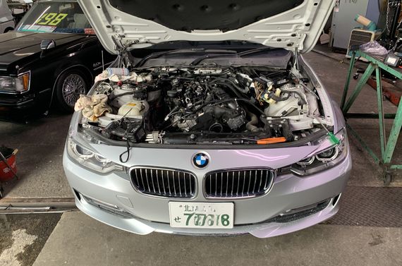 BMWオイル漏れ